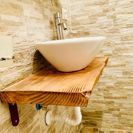 Lammatari 56 住宿加早餐酒店